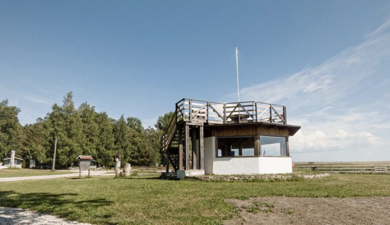 Kiideva viewing platform